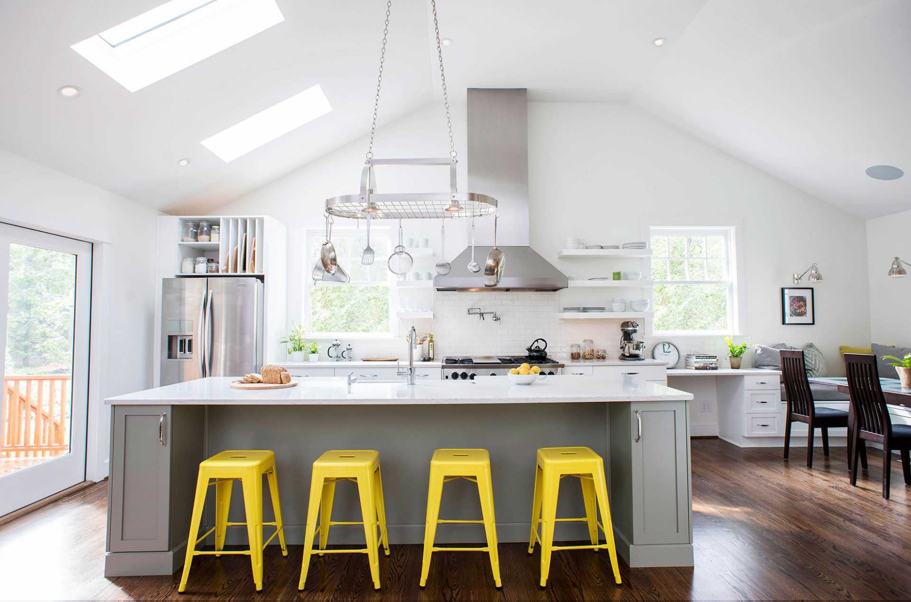 3 Beautiful Yellow Kitchen Ideas