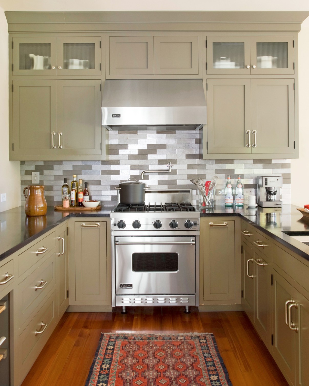 6 Small Kitchen Decor Ideas to Make a Sizzling Statement  Better