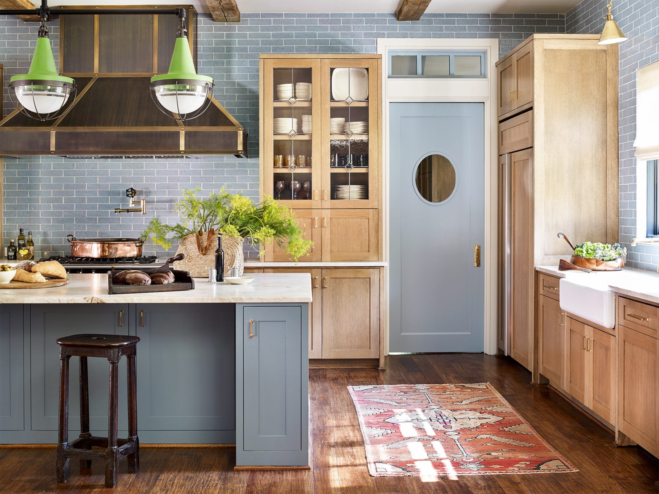 8 Best Kitchen Paint Colors - Ideas for Popular Kitchen Colors