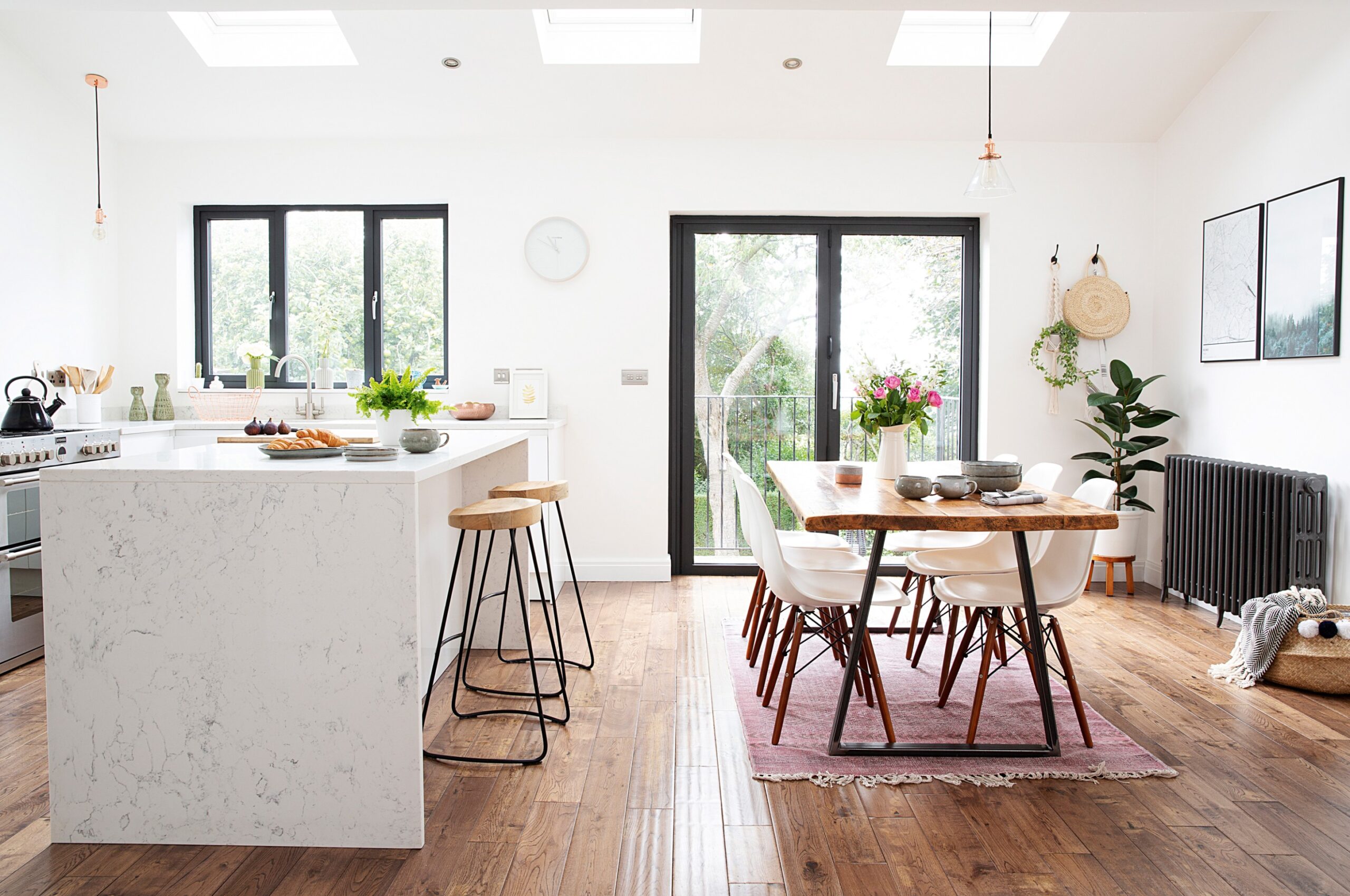Open plan kitchen ideas: 3 ways to create the ideal space  Real