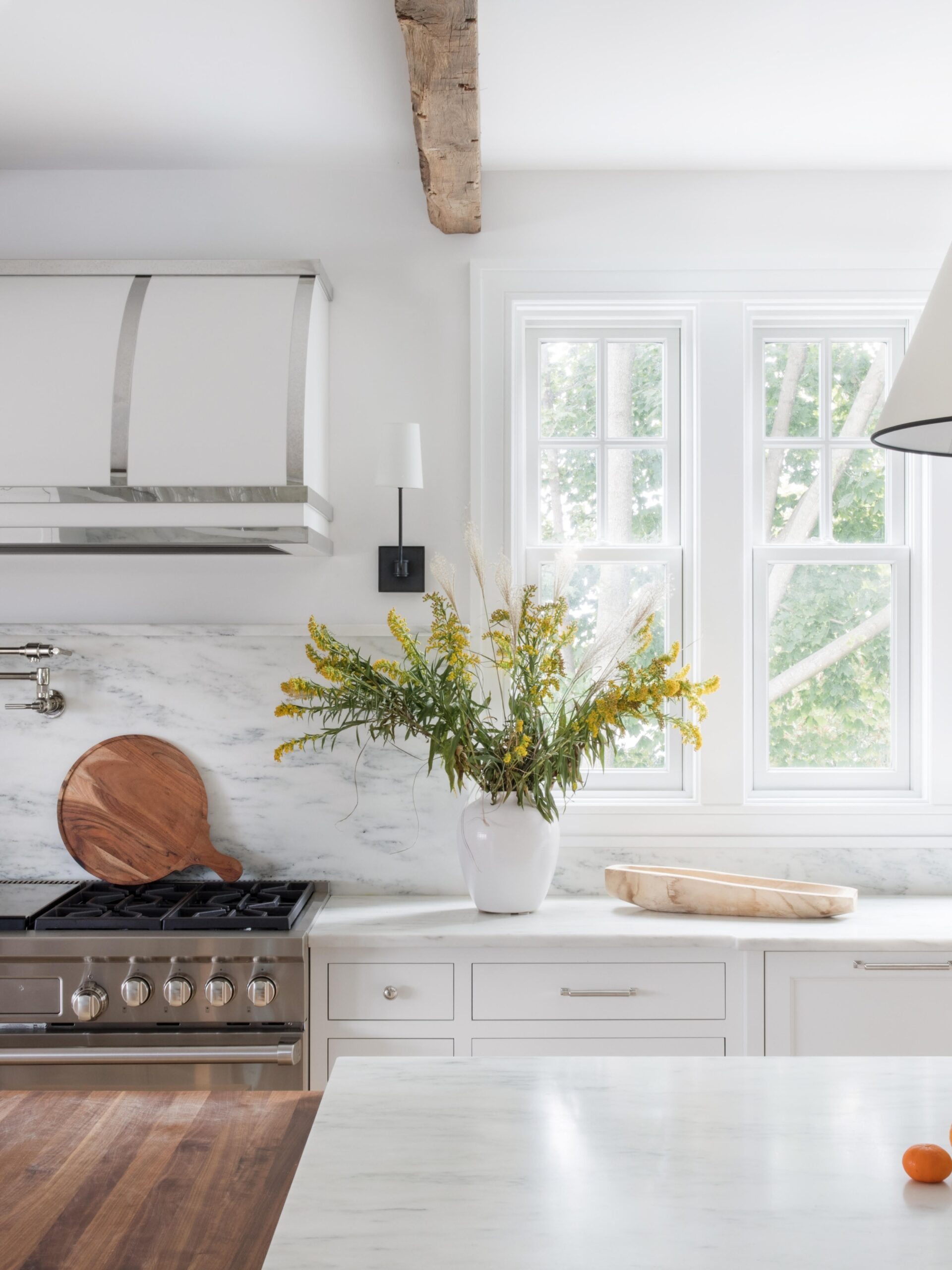 The Best Kitchen Cabinet Paint Colors, According to 4 Designers