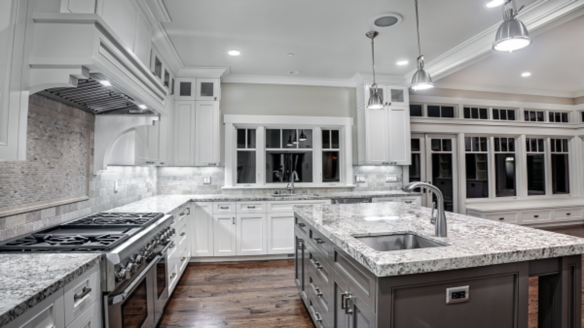 White ice granite countertops for a fantastic kitchen decor